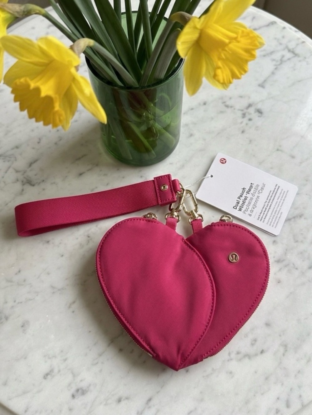 🆕 LULULEMON Dual Pouch Wristlet * Heart ❤️- NWT